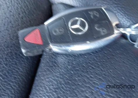 2017 Mercedes-Benz Glc 300 Coupe 4Matic z USA, uszkodzony, nr VIN WDC0J4KB0HF158747